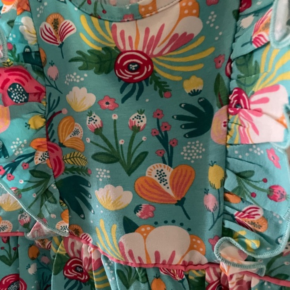 Size 18-24 Month Ruffle Butts Romper - Picture 3 of 8